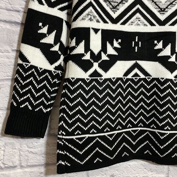 WAREHOUSE One Geometric Long Sleeve Cardigan Size Extra Small - Picture 12 of 16